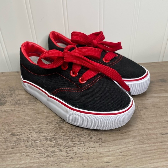 Kids sz 7 Toddler Black, White and Red Canvas Sneaker Bundle of 3 Everyday use - Picture 10 of 15
